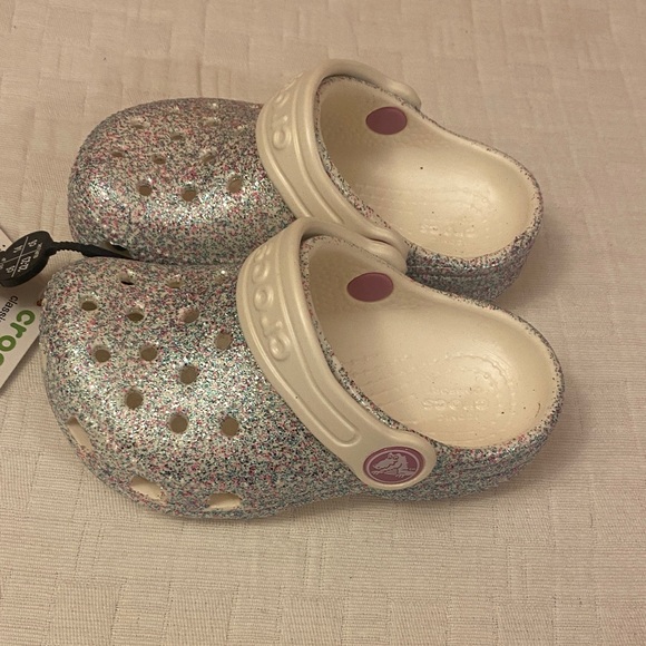 CROCS Kids Glitter Clogs - Shimmering Multicolor - Picture 5 of 7